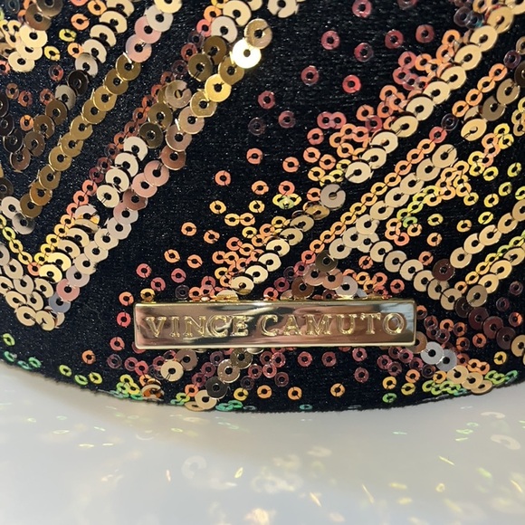 Vince Camuto, multicolor sequin train case style, cosmetics bag, new - Picture 2 of 11